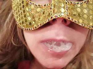 Sofia baise sa chatt ...