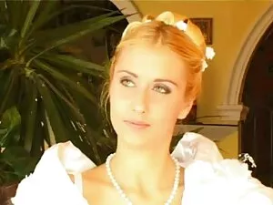 Jeune fille rousse!  ...