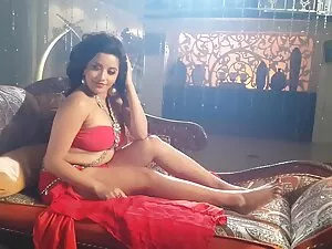Brazzers - August Am ...